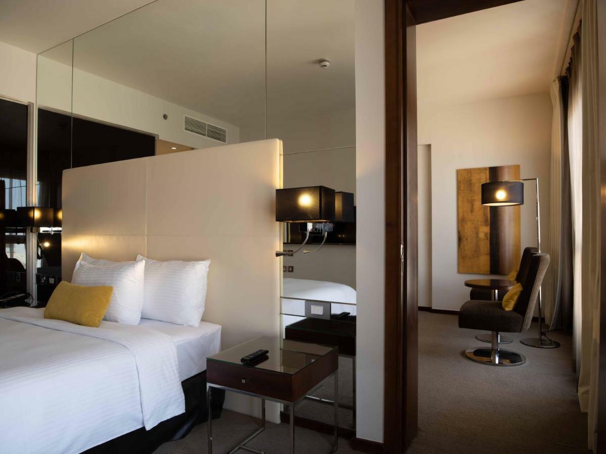 Centro Capital Doha - By Rotana Hotel Buitenkant foto